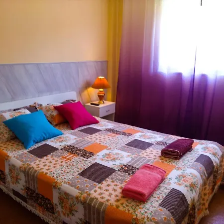 Pensión Friends In - Charming Bedrooms In The Historic Center