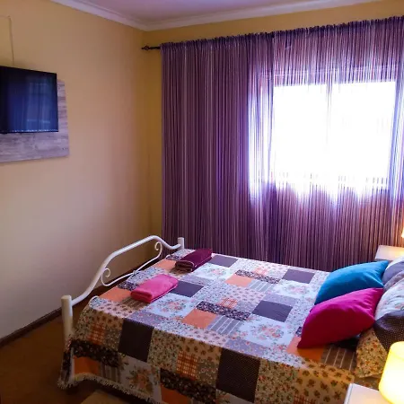 Friends In - Charming Bedrooms In The Historic Center * 布拉加