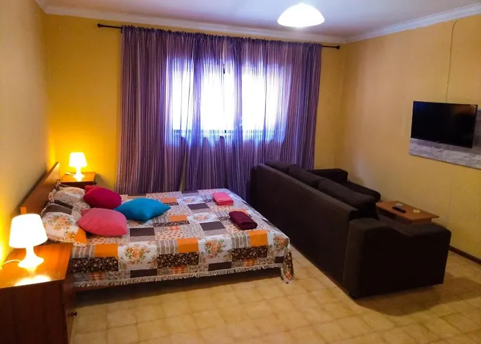 ゲストハウス Friends In - Charming Bedrooms In The Historic Center